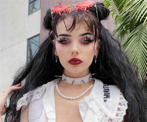 Xowie Jones Onlyfans Leak - King Ice Apps