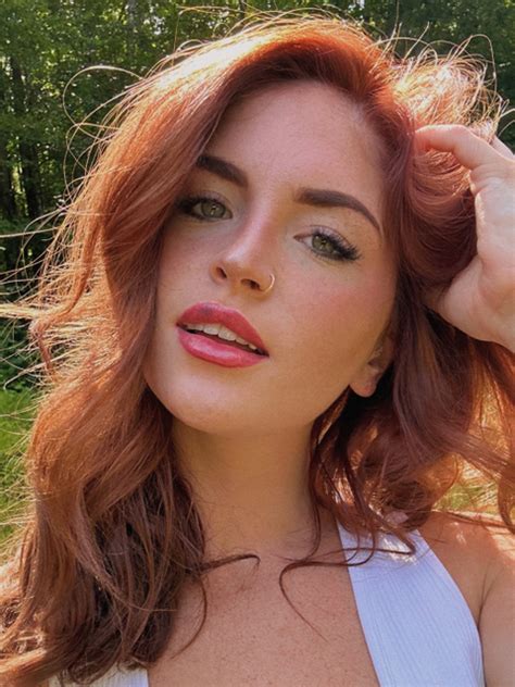 Zoeneli Leaked Onlyfans - King Ice Apps