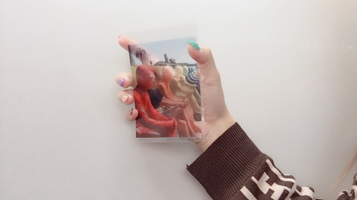 【カンタン】失敗しない透明トレカの作り方♡写真を水でごしごししてラミネートするだけ！ APPTOPI
