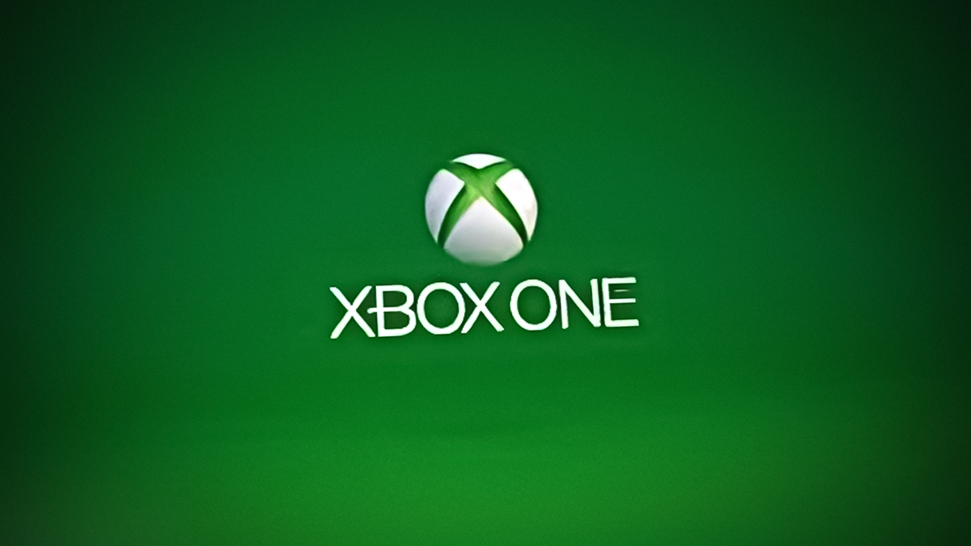 (3 fixes) Xbox One Stuck on Green Loading Screen