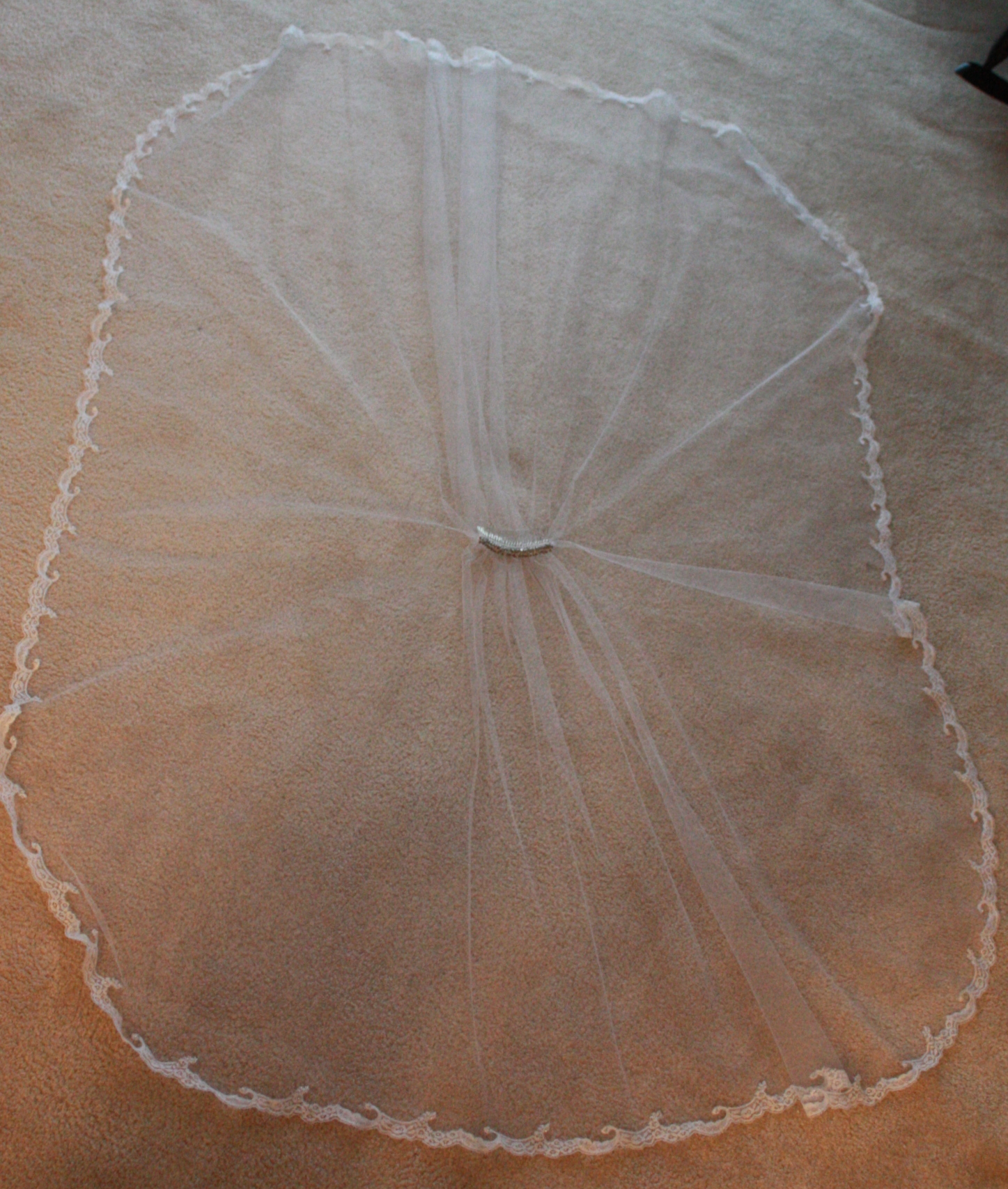 How To Make A DIY Wedding Veil A Practical Wedding