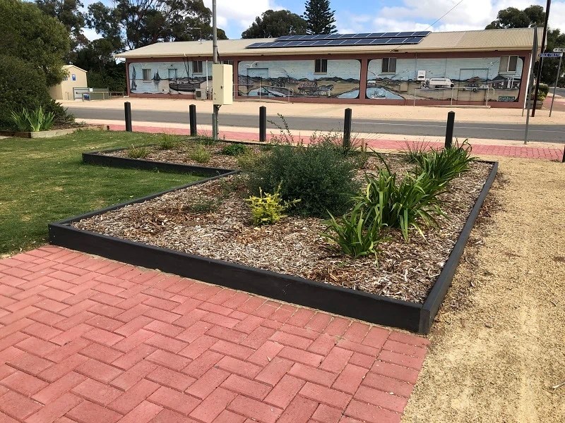 Garden & Path Edging APR Composites Australian Composite Products