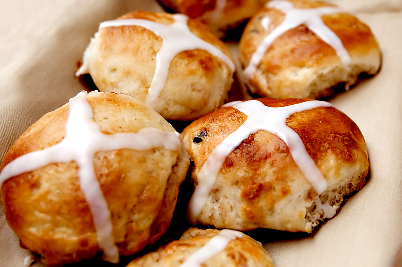 Easter is delicious! Hot cross buns AprendeInglésToday