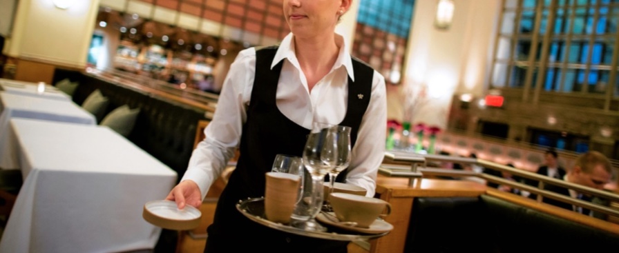 Fare Il Cameriere Senza Esperienza | Aprire Un Bar 367_x_896_jpg