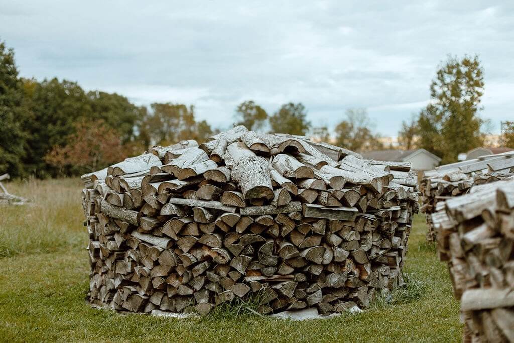 How to Build a Holz Hausen Round Firewood Stack A Productive Household