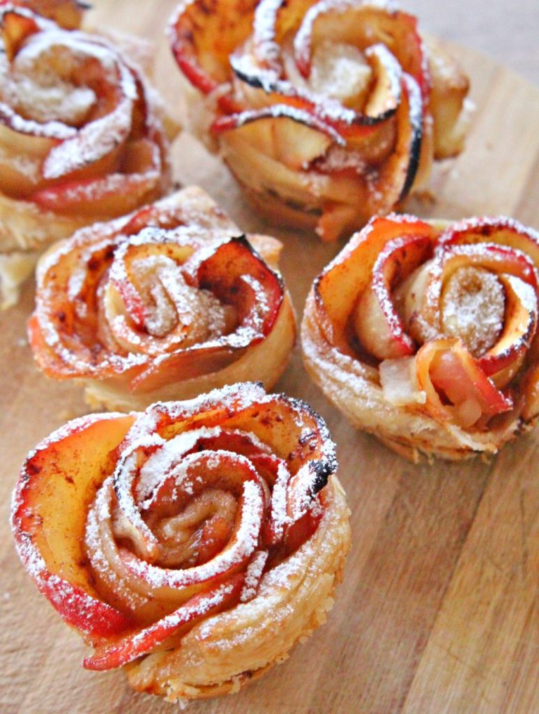 The Best Sauteed Apple Oatmeal Breakfast Roses Recipes We Can Find