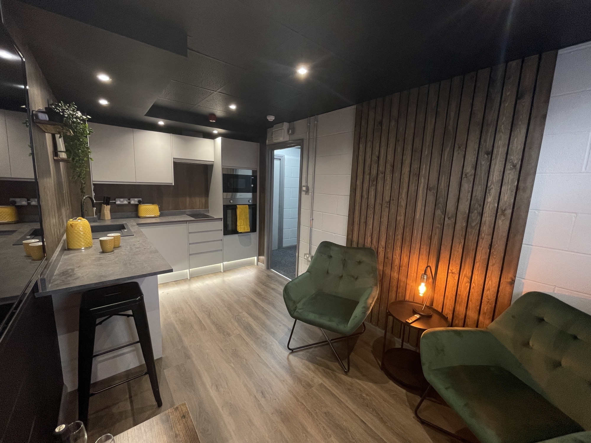 Hayes House Apartment 11 APS Properties