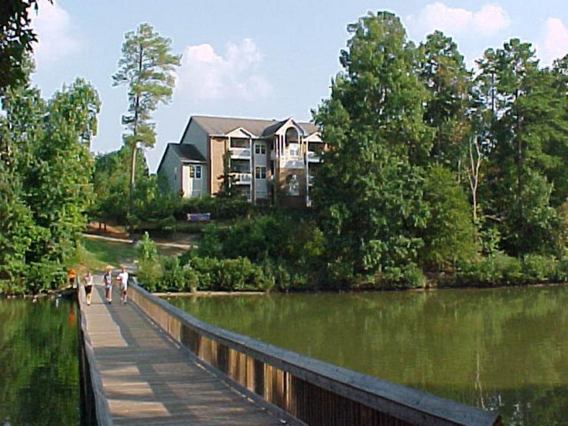 Cumberland Cove, Raleigh (see pics & AVAIL)