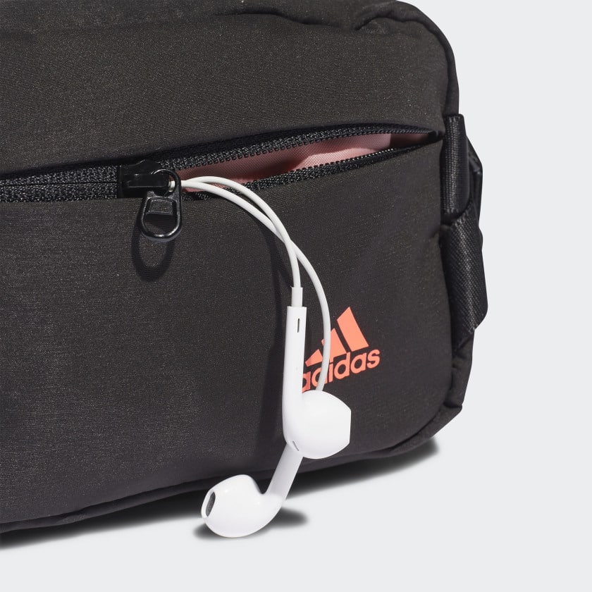Adidas กระเป๋าสะพายข้าง Small Crossbody Bag ( HA5660 ) APX OFFICIAL STORE