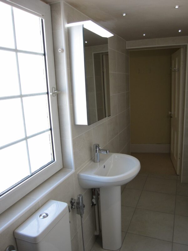 Full Gallery Aqua Bathrooms