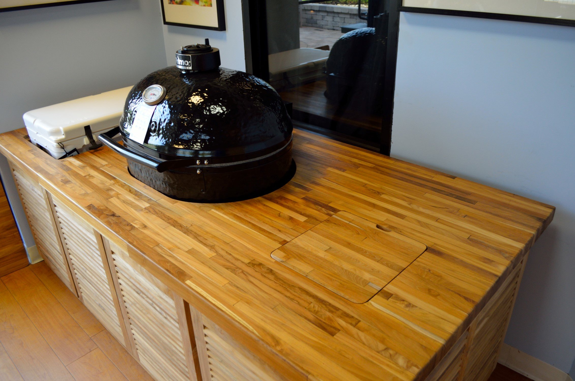 Primo Custom Teak Outdoor Kitchen Primo Grills & Smokers Aqua BBQ