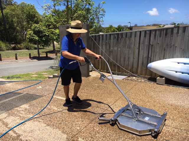 Cleaning Pebble Paving on driveways with Buderim Pressure Cleaning