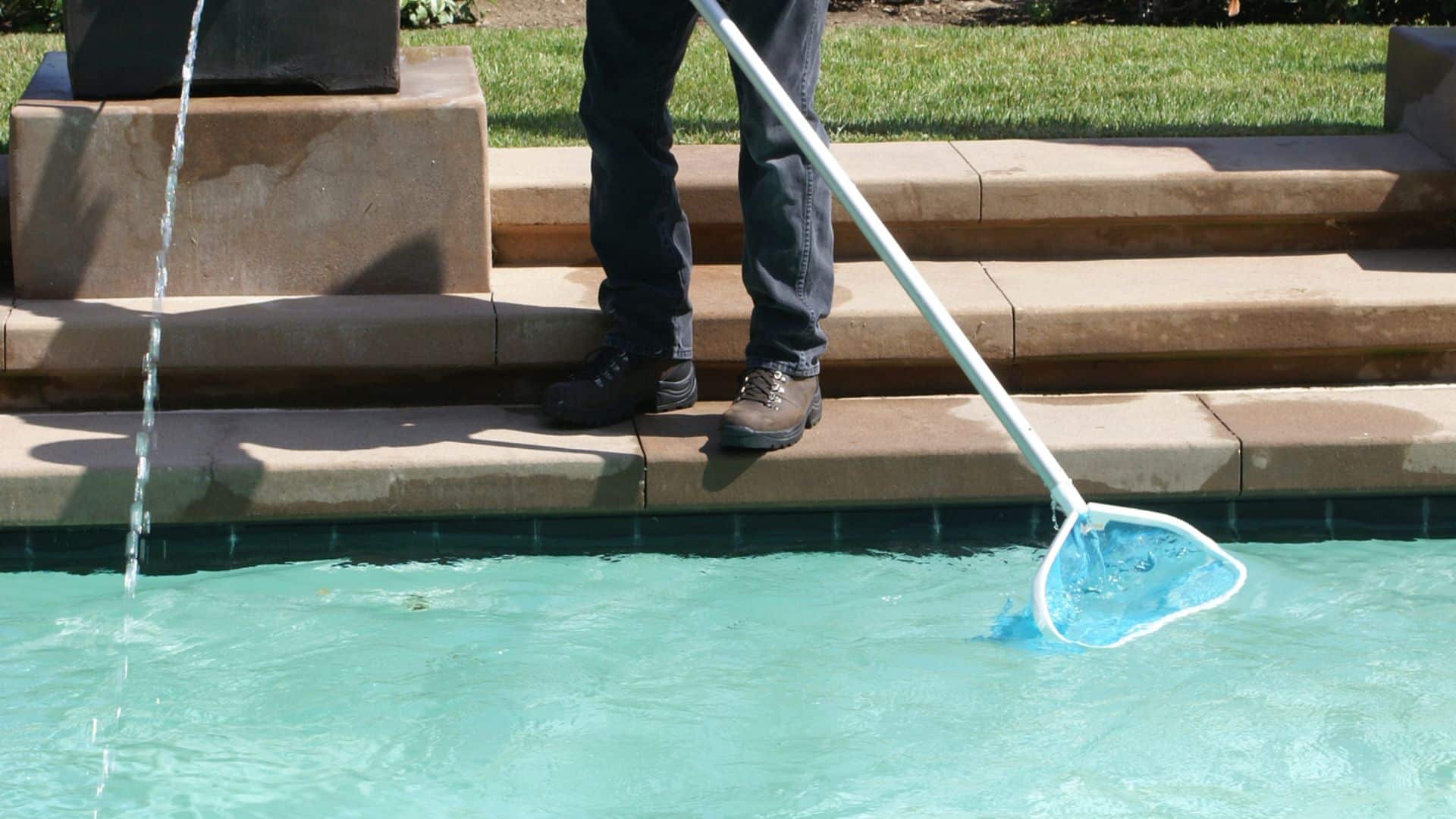 How Much Does Regular Pool Service Cost In Texas?