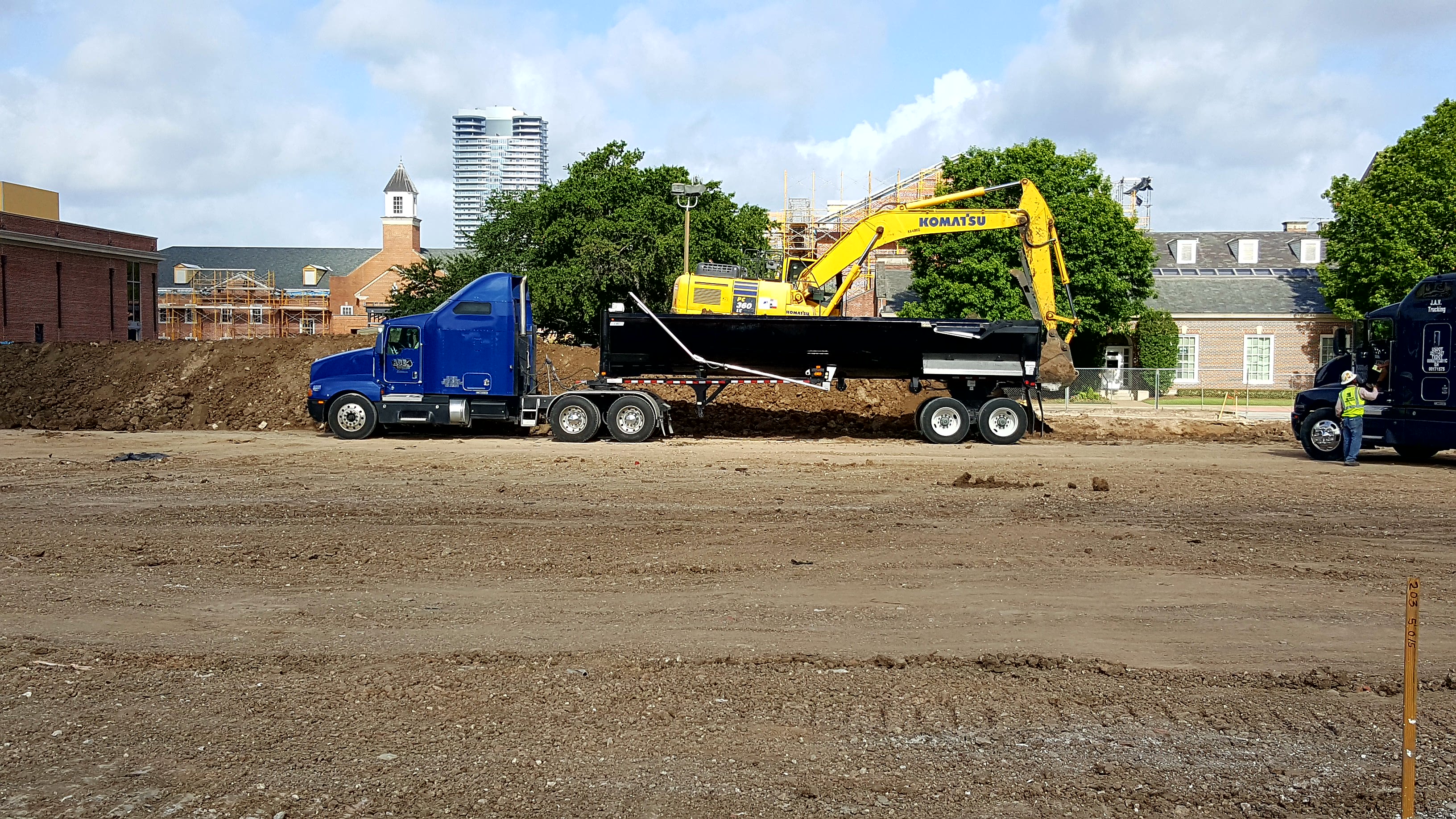 Portofolio A Quality Trucking Services Houston