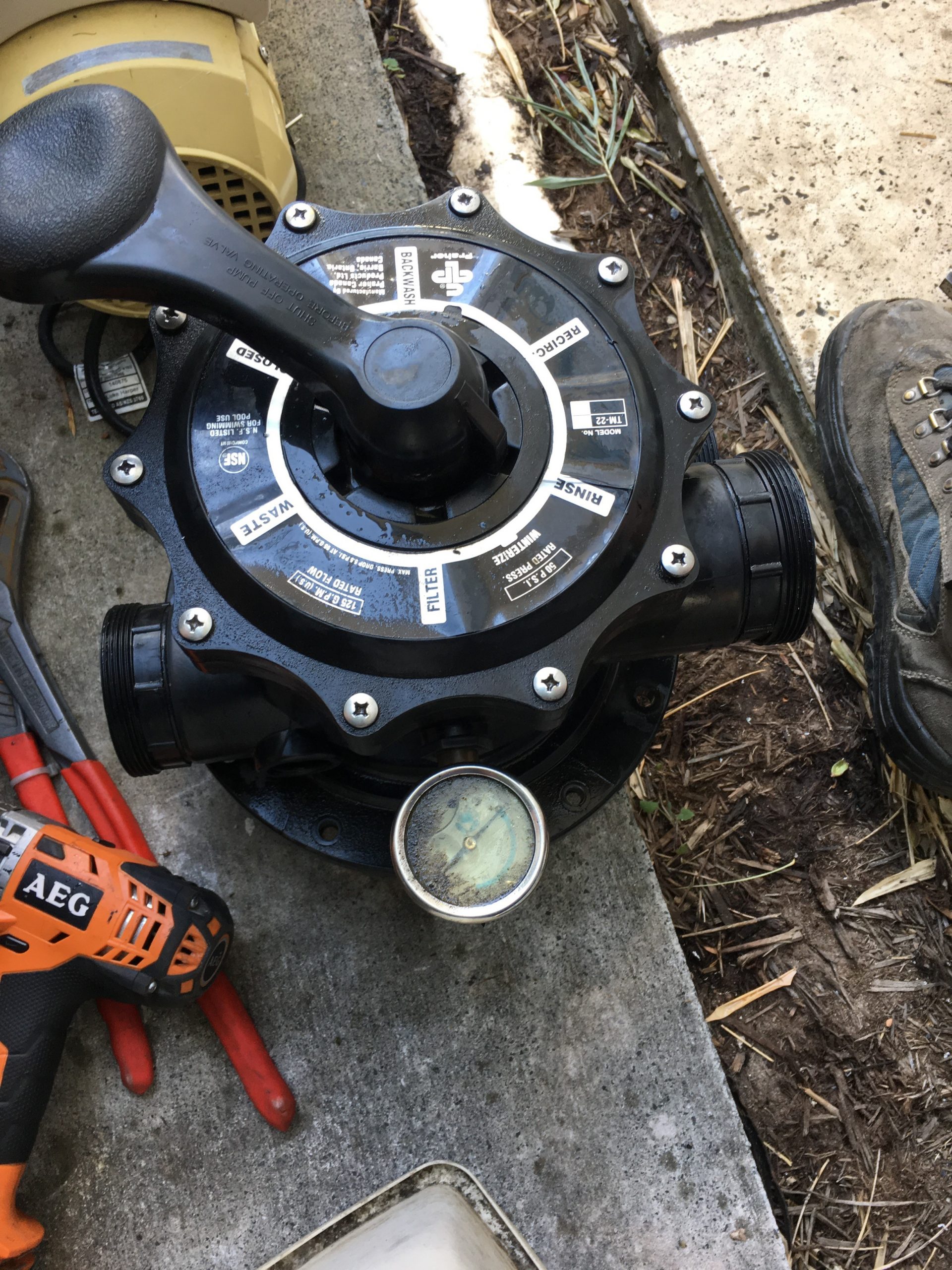 Pool Filter Service & Installation Pool Pump Repairs Brisbane