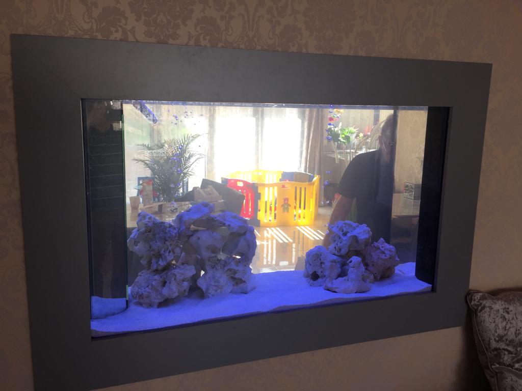 Aquarium Wall Divider