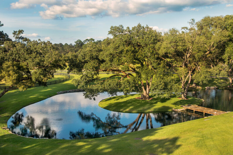 Large Ponds For Your Home or Property in Florida by Aquatic Designs Ponds