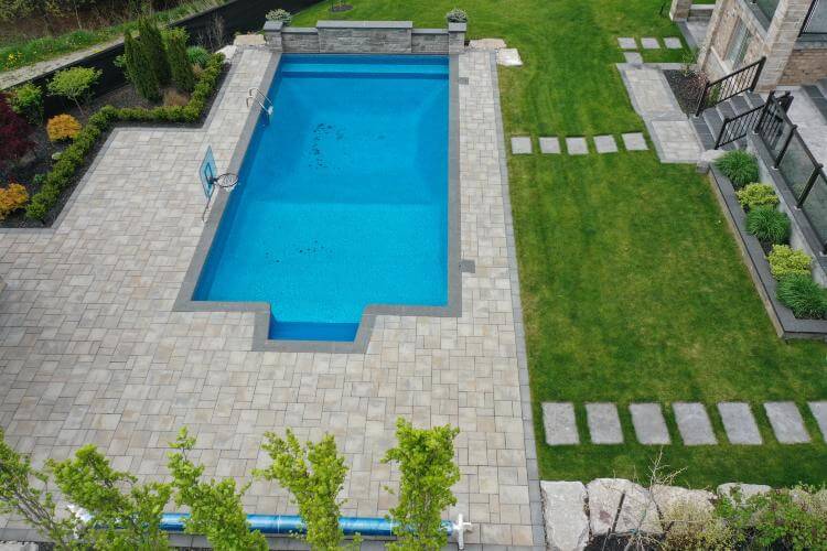 InGround Swimming Pool Contractors Near Vaughan
