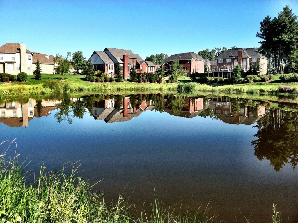 Pond Management Experts since 1975 AquaWeed Control