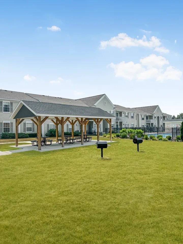 Stoneridge Apartment Homes Apartments 11443 Boulder Dr E, Lowell, MI 49331