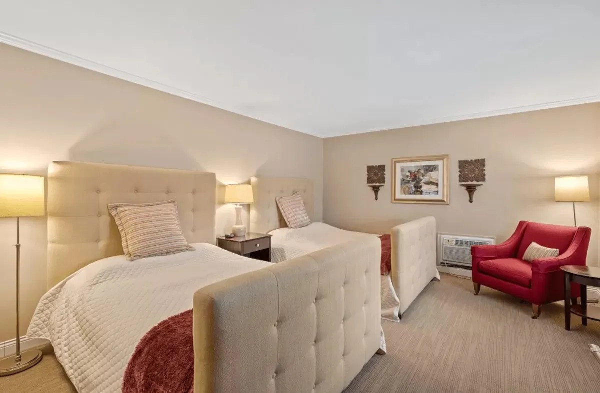 Indian Creek * Apartments 5701 Kugler Mill Rd, Cincinnati, OH 45236