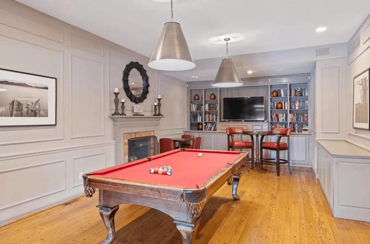 Indian Creek * Apartments 5701 Kugler Mill Rd, Cincinnati, OH 45236