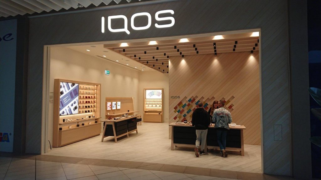 What Are The Top Features of A Reliable IQOS Store?