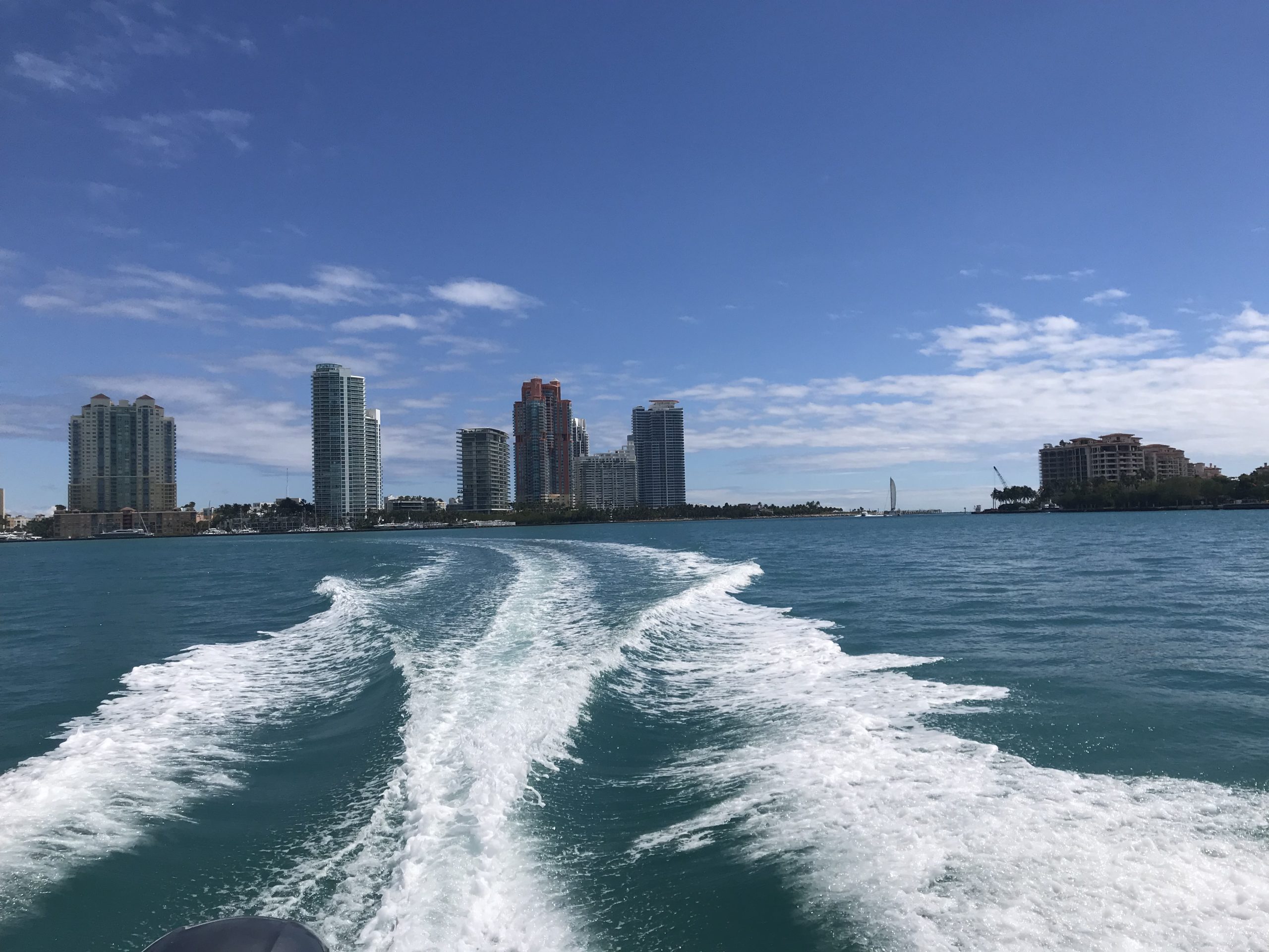 Gallery AR Boat Rentals