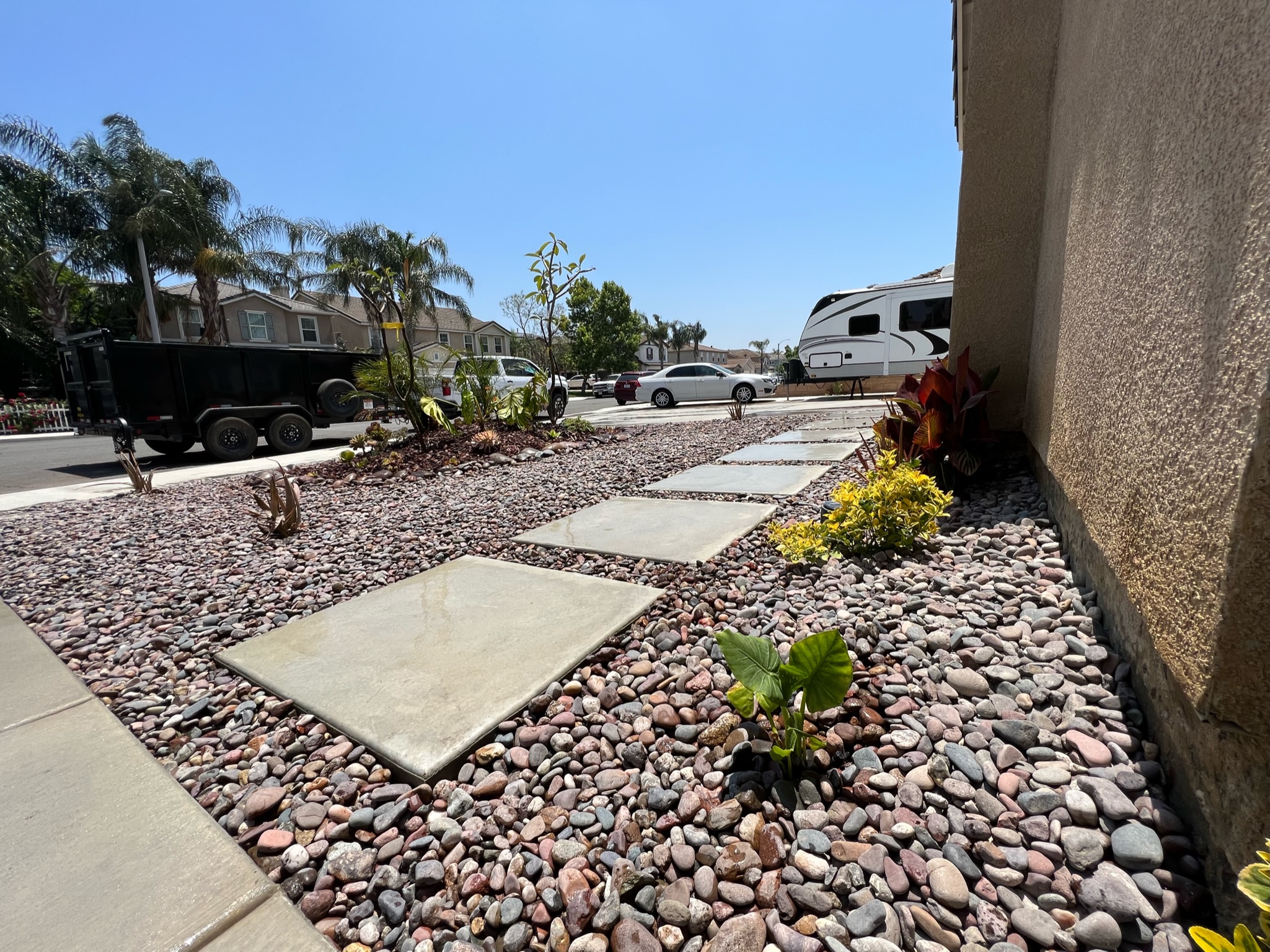 Design Services ARBOL ROBLE Landscaping Services