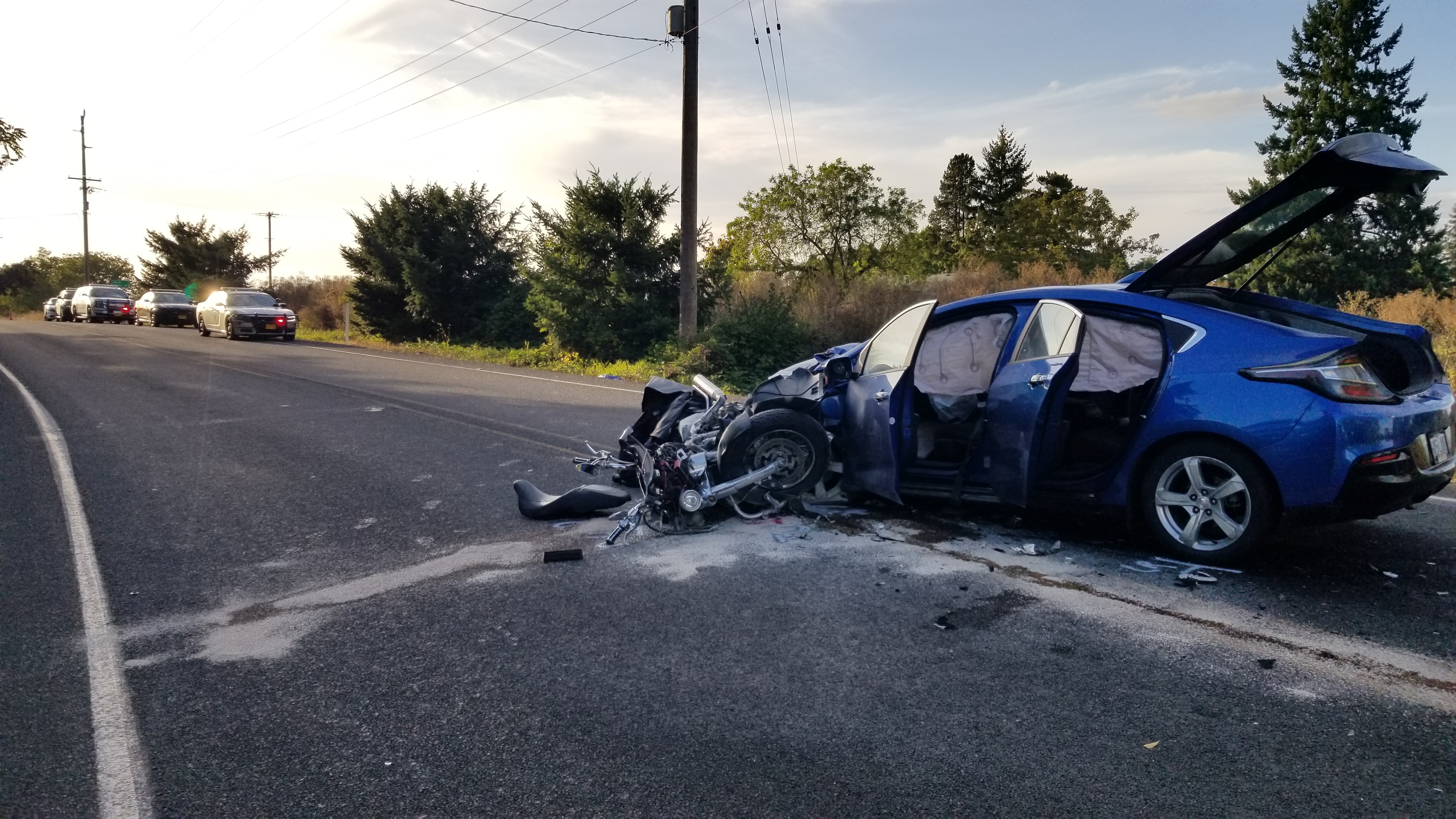 Oregon motorcyclist killed in headon crash while trying to pass car