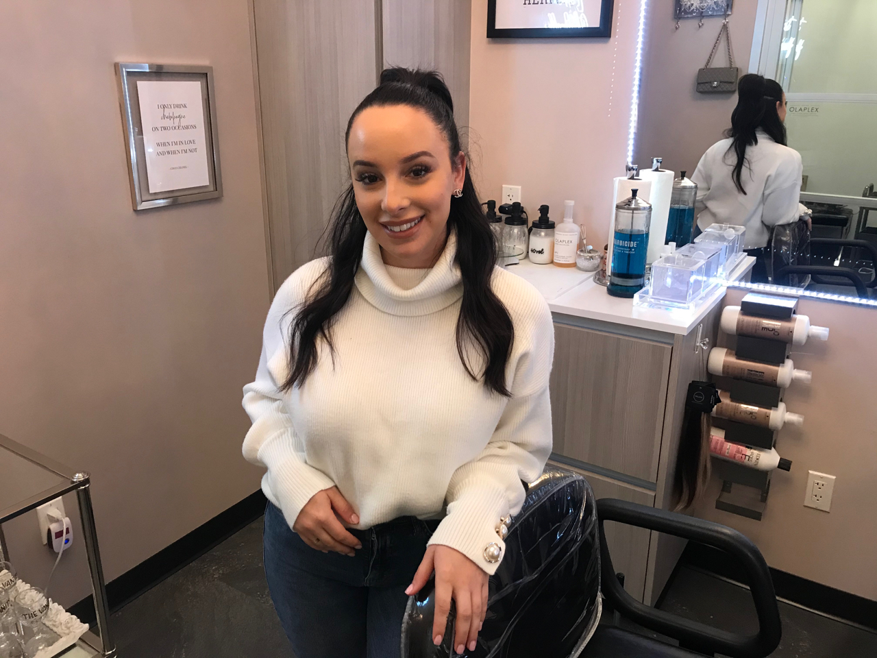 See inside The Vanity By Angelina