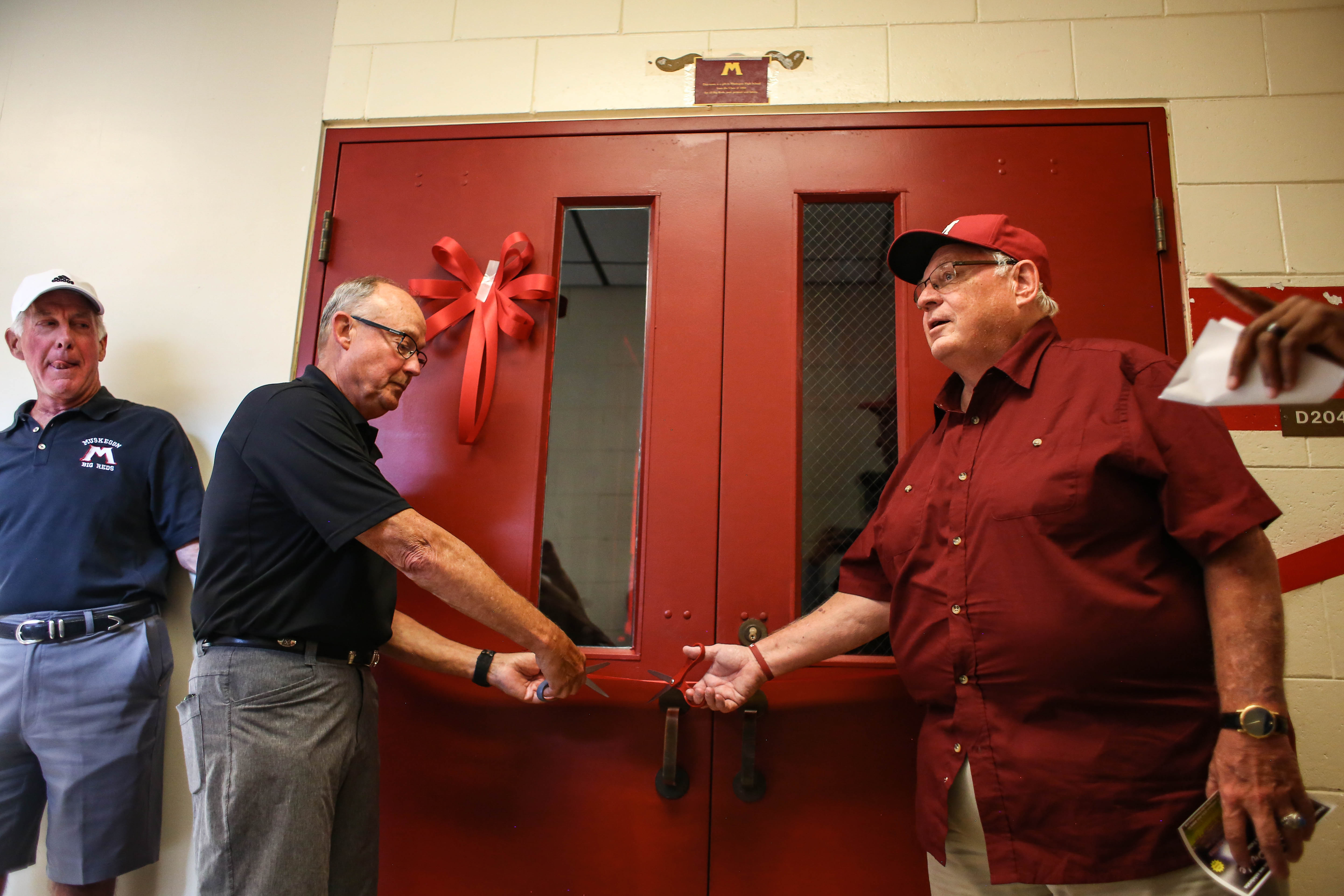 Muskegon alumni gather for Legacy Room ribbon cutting ceremony