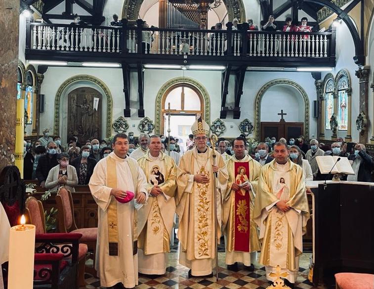 Ps Cornel Damian La Hramul Parohiei Sf Anton De Padova Campina Arcb