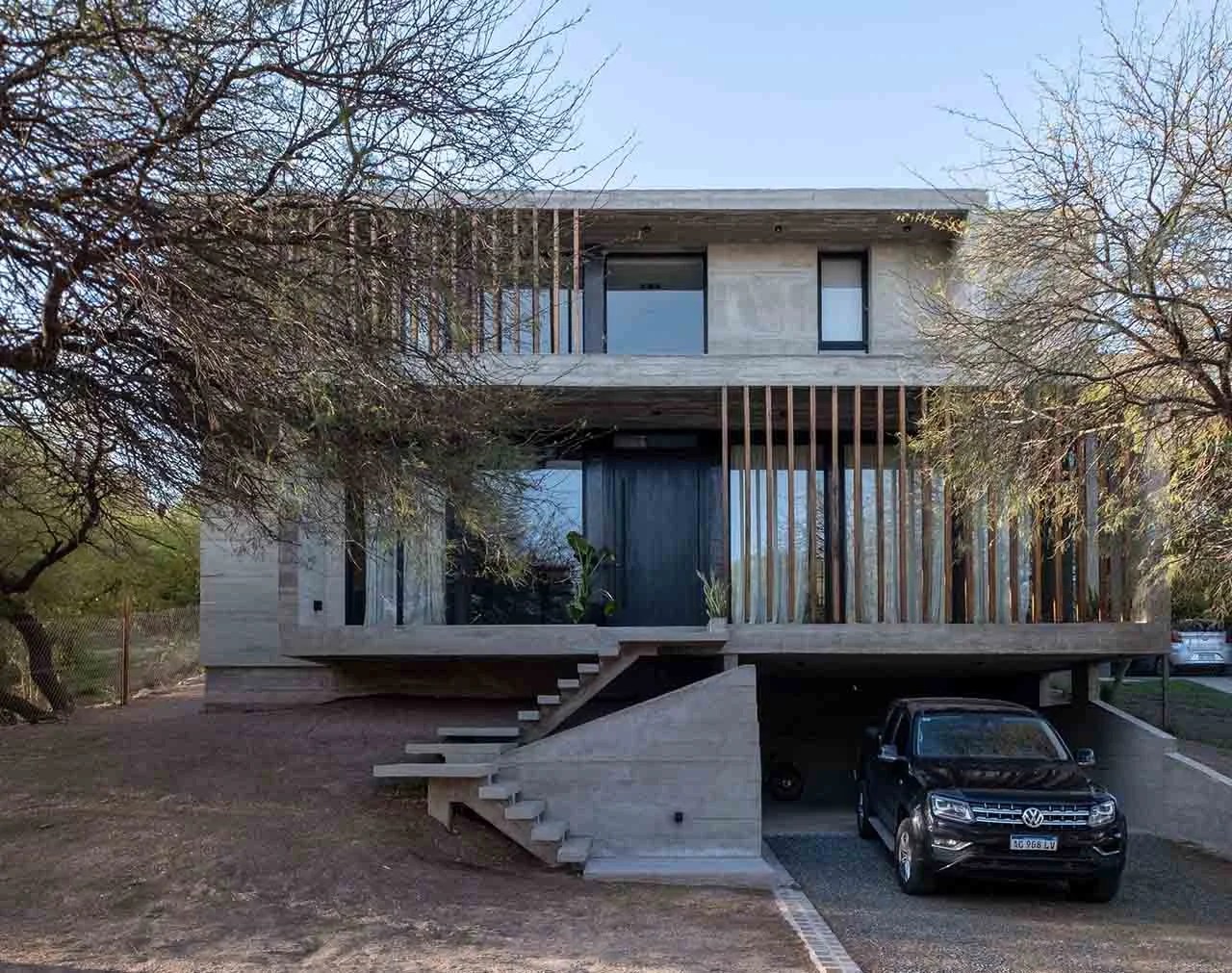 Rodeo House by Pablo Senmartin Arquitectos — ARCFLY