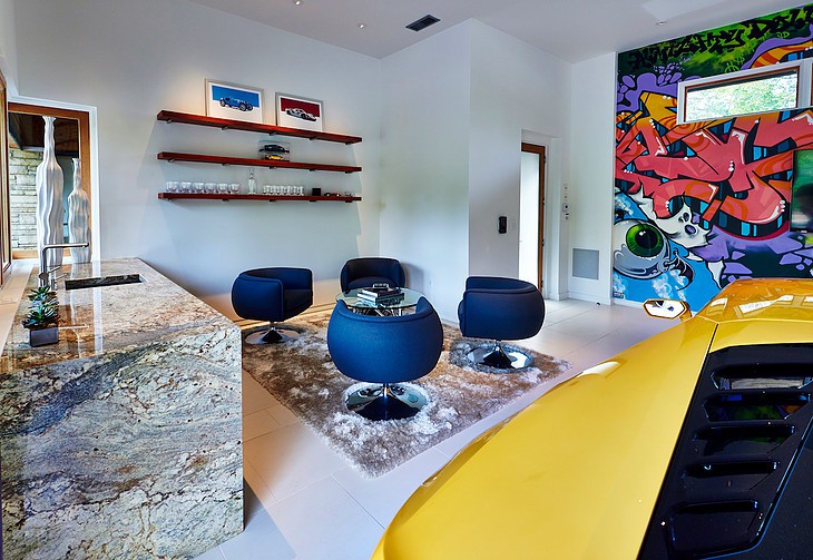 Graffiti Garage Archane