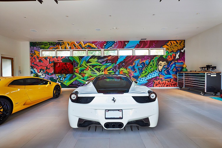 Graffiti Garage Archane