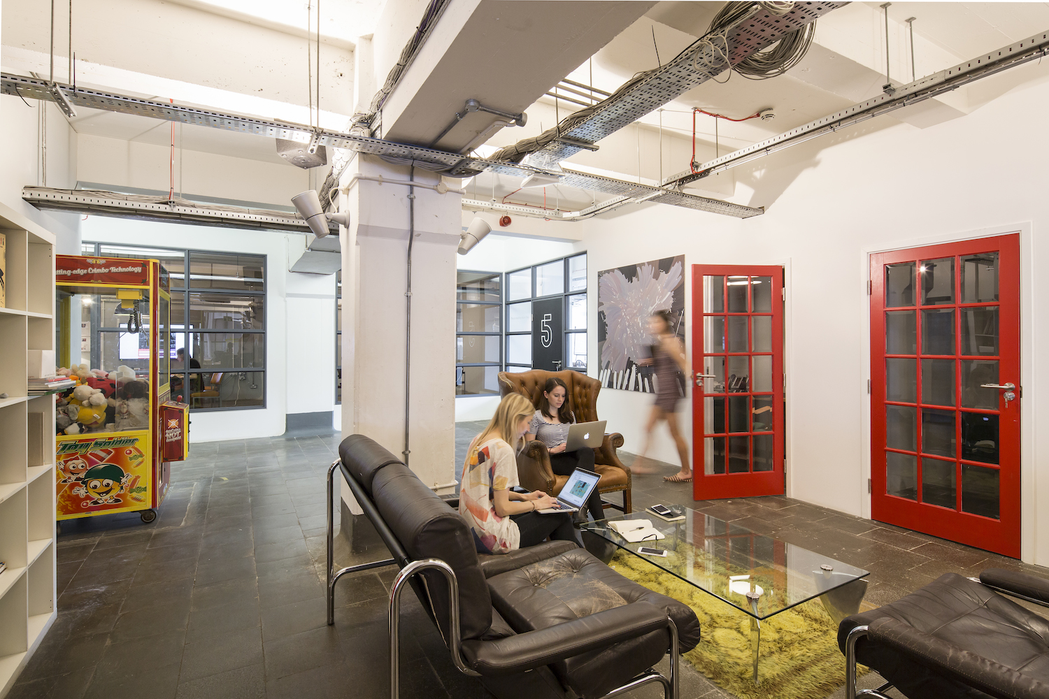 Albion, Tea Building