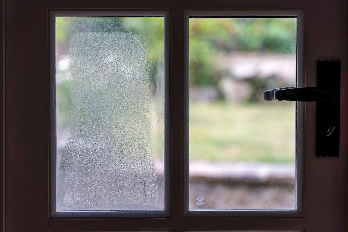 How To Fix Condensation Between Window Panes (2023 Guide)