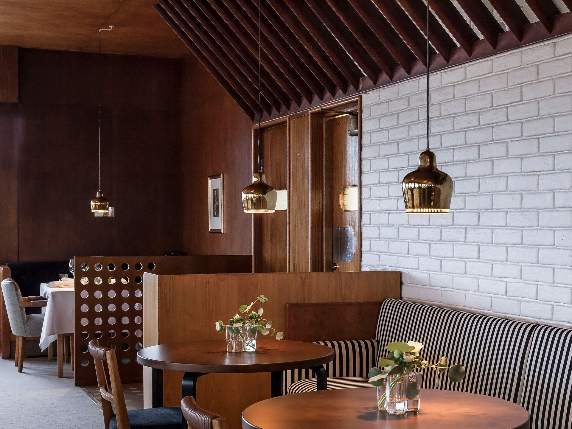 Savoy Restaurant archi.tours