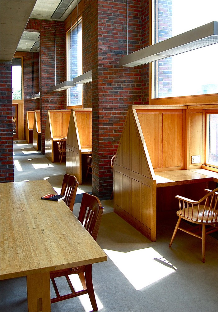 Phillips Exeter Academy Library Archilio