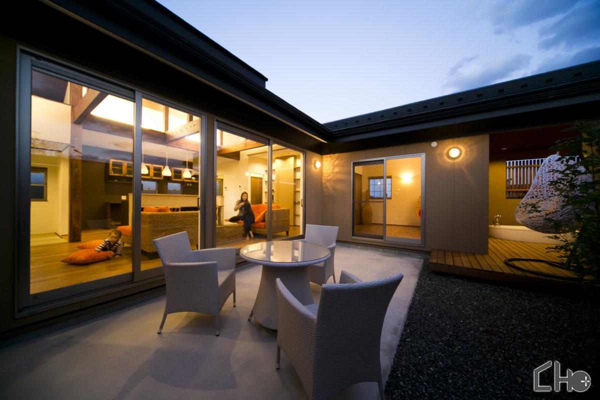 中庭のある和モダンリゾートな家 三重･四日市の注文住宅｜チェックハウスプラス CHECKHOUSE+