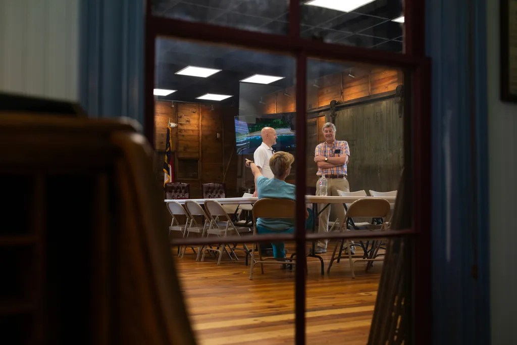 In Pollocksville, N.C., Using Grit, Grants and Gumption Architects