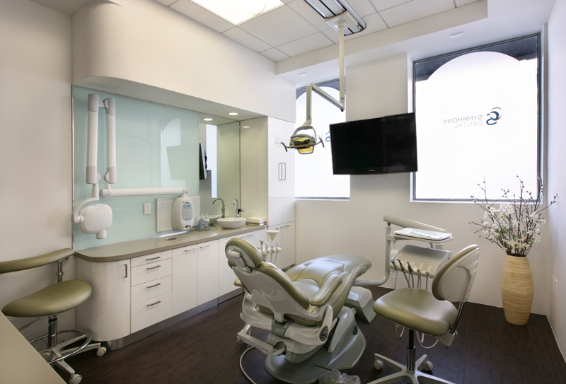 Symphony Dental Saunders + Wiant OC