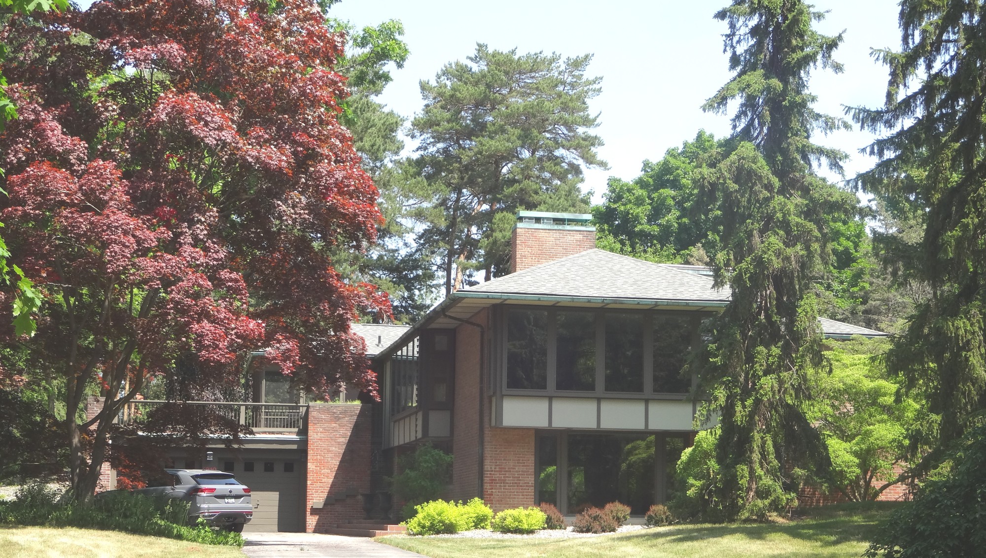 A Mecca of Midcentury Modernism Alden B. Dow Residential Designs in