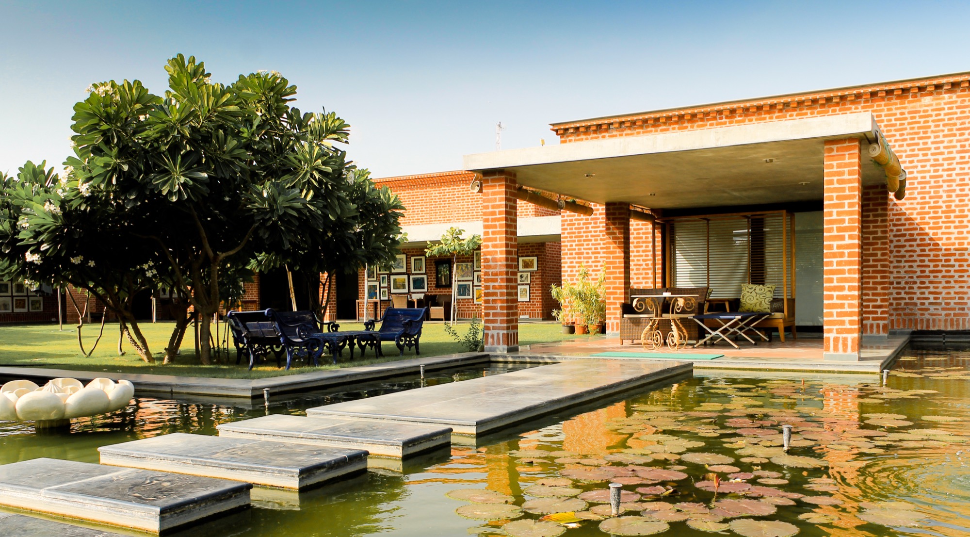 Shroff Residence at Vadodara, Gujarat, by Karan Grover and Associates ArchiSHOTS