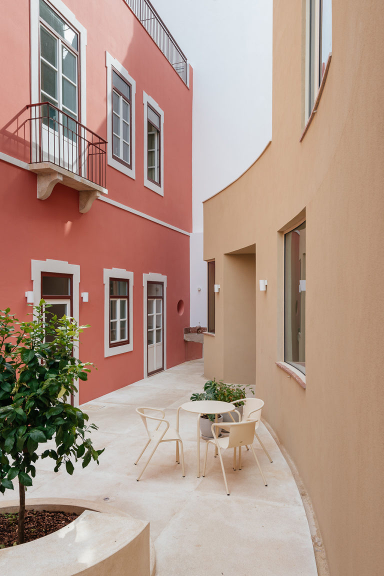 Aurora Arquitectos, FURO Rose Building Architecture and Wonder