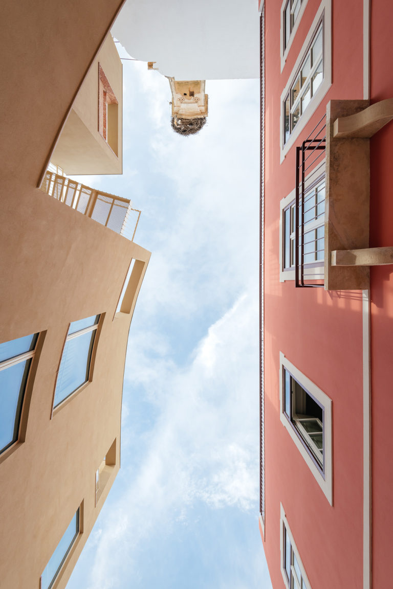Aurora Arquitectos, FURO Rose Building Architecture and Wonder