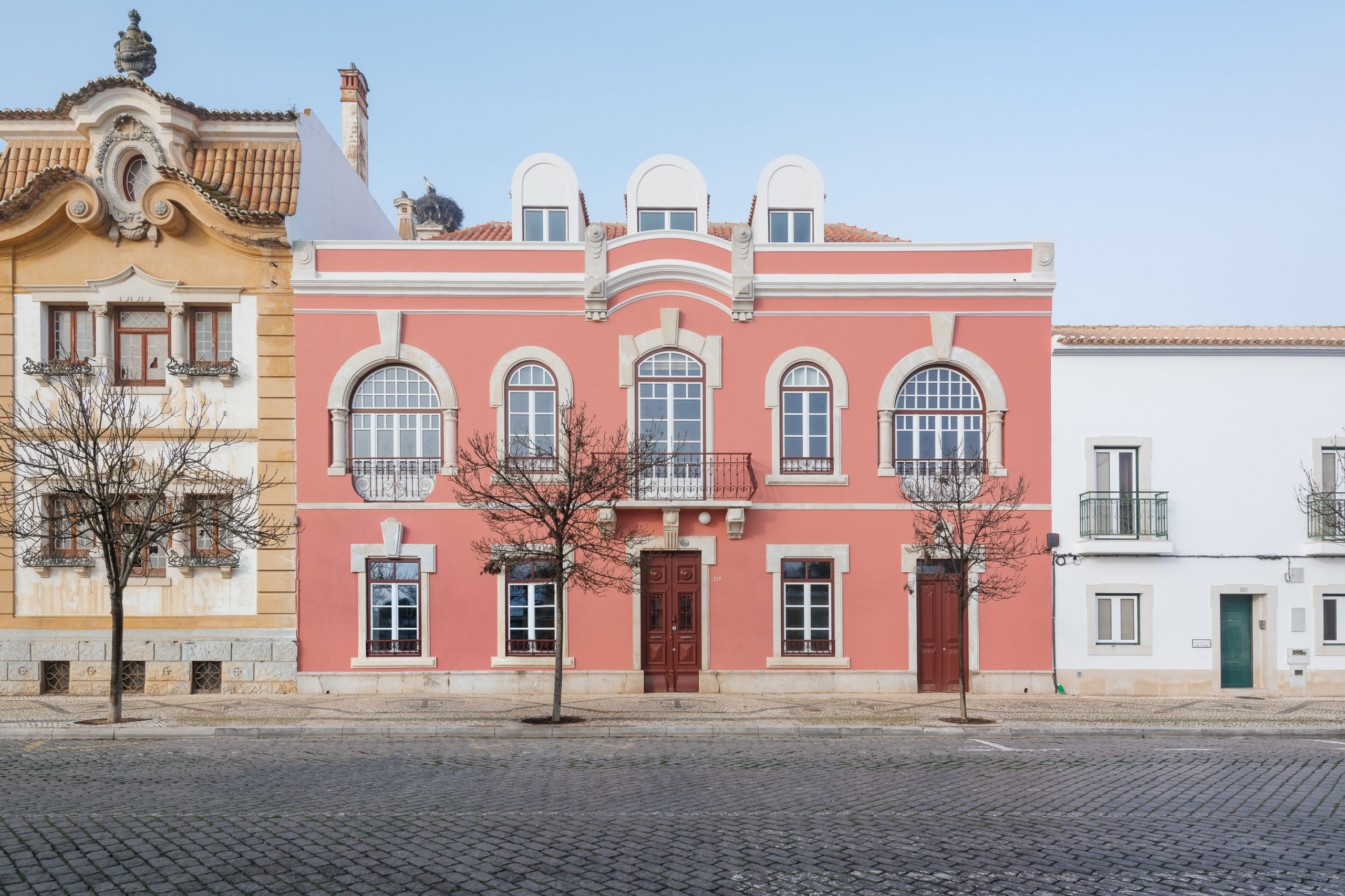 Aurora Arquitectos, FURO Rose Building Architecture and Wonder