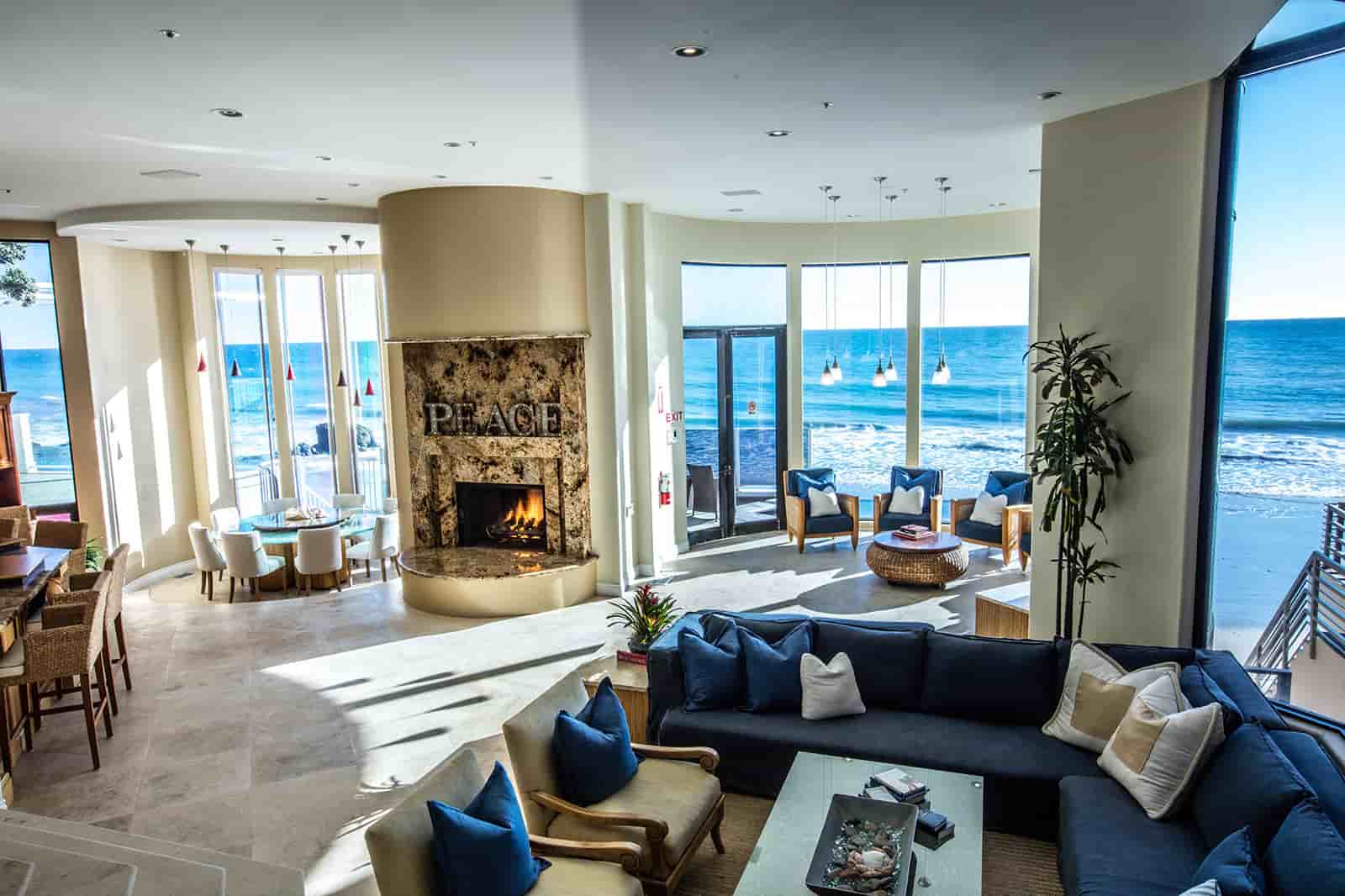 19 Luxurious Houses With Stunning Architecture And