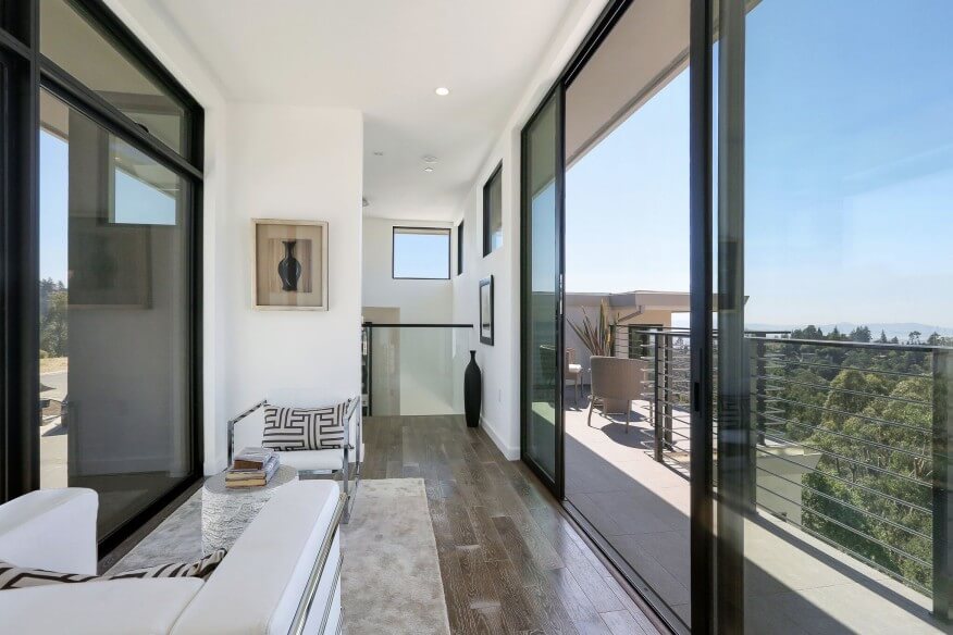 Some Of The Best Western Window Designs That You Can Have In Your Home